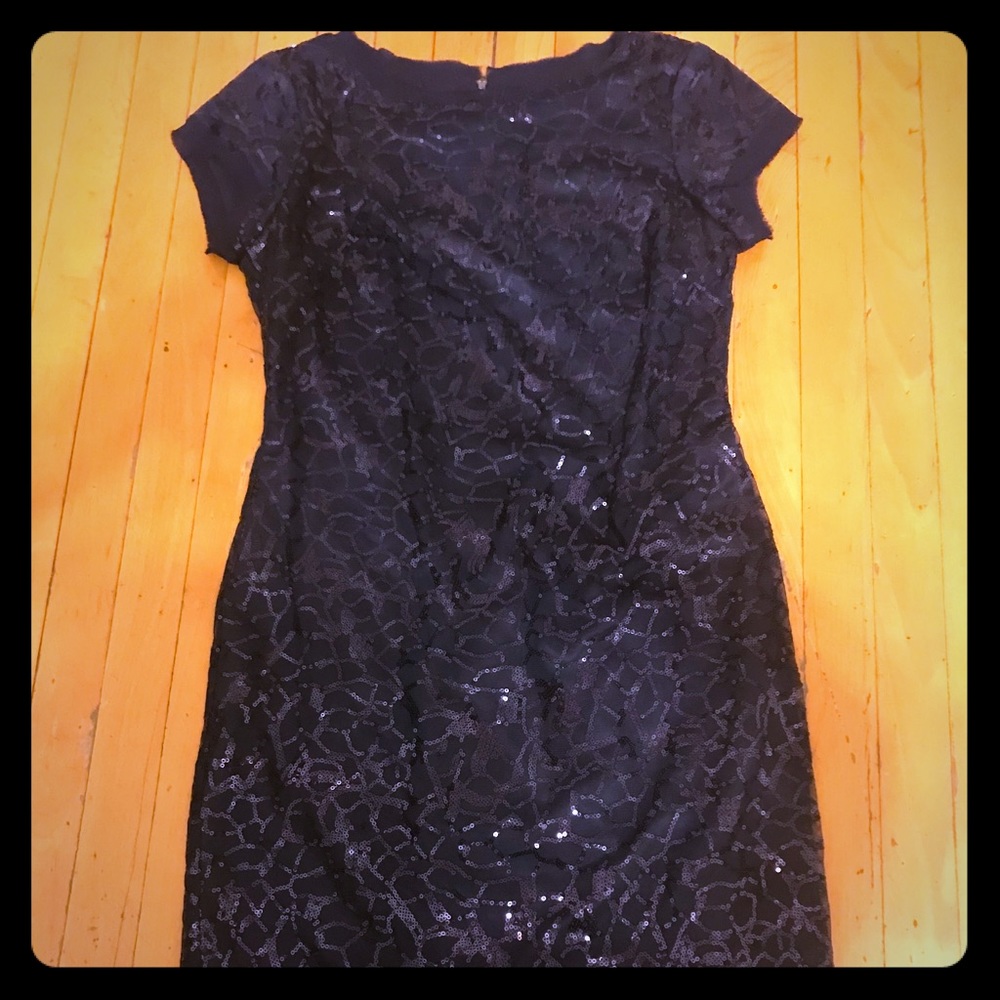 Dress: Vince Camino, sequin, navy blue